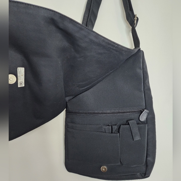 HOBO International Black Messenger Bag - Picture 2 of 9